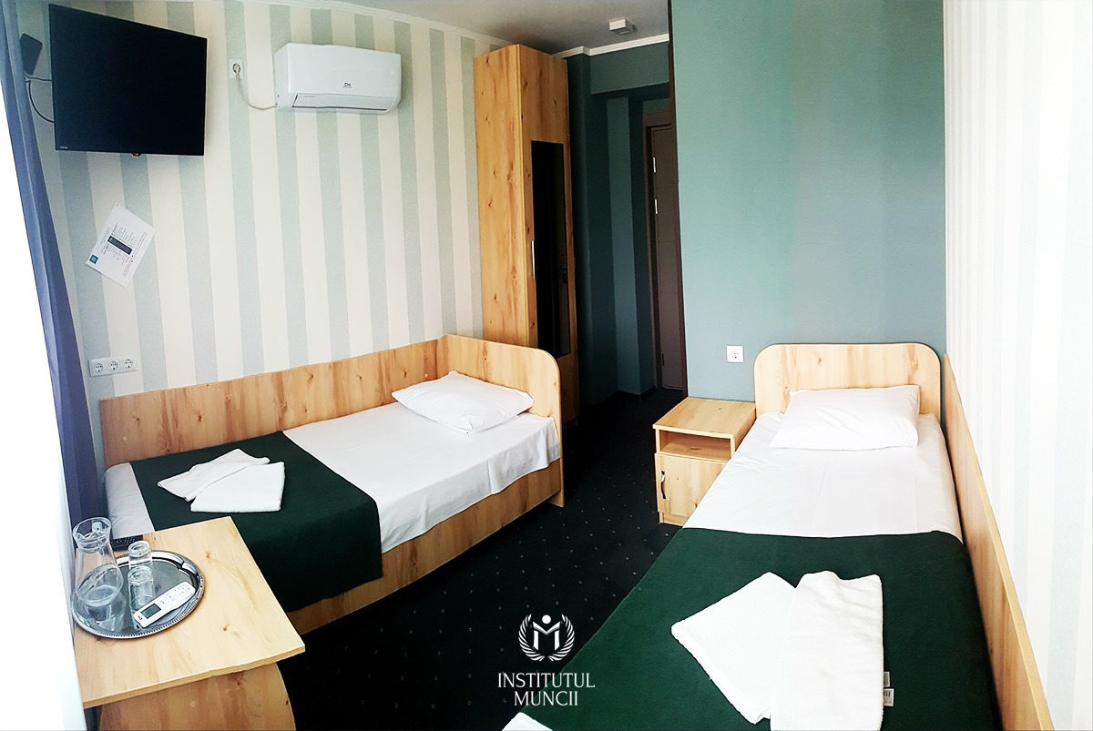 67313956_912848999050910_2755746077624762368_o — копия