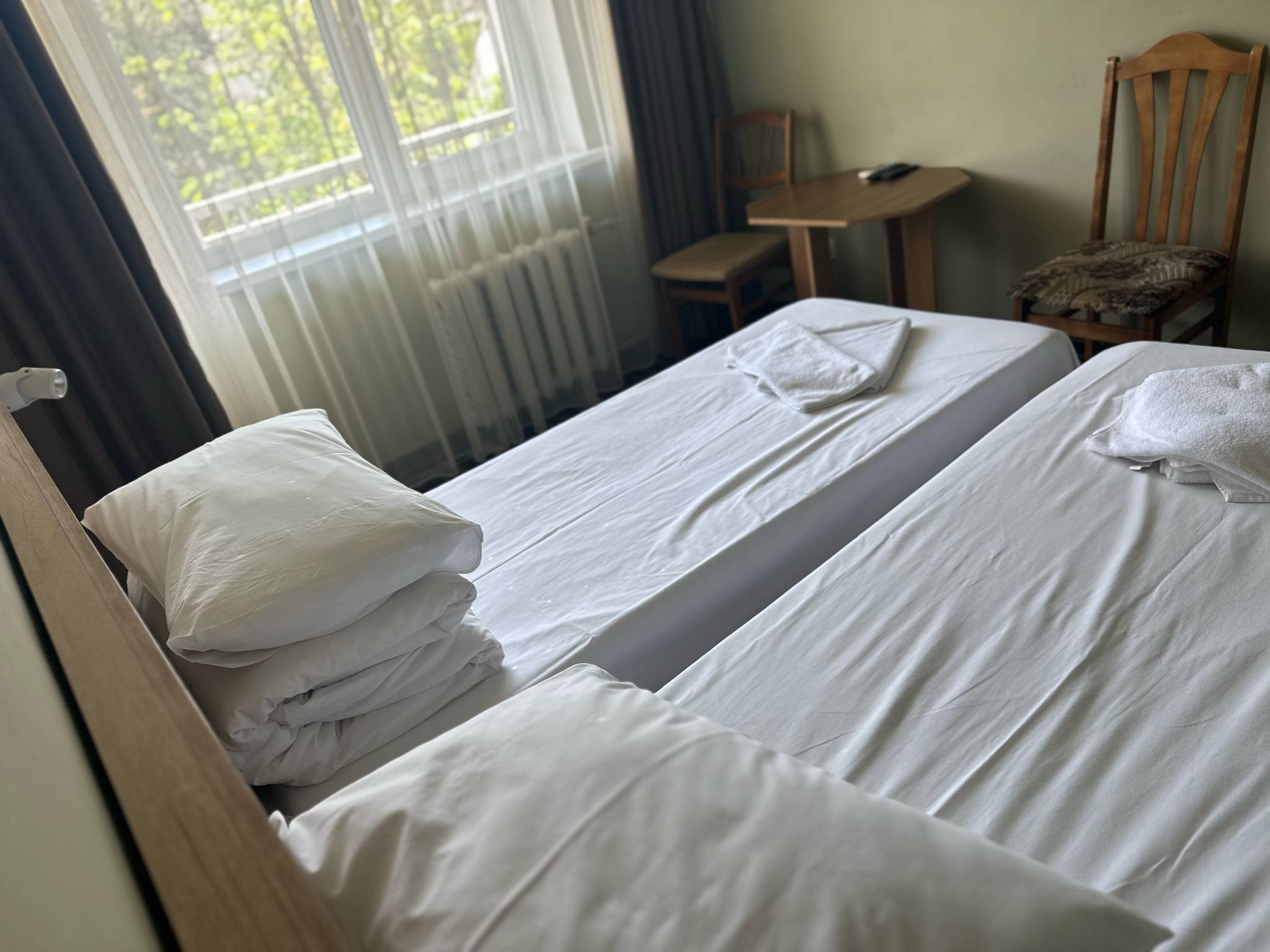 53a928b8-2039-41fd-b369-923f1f30f33d